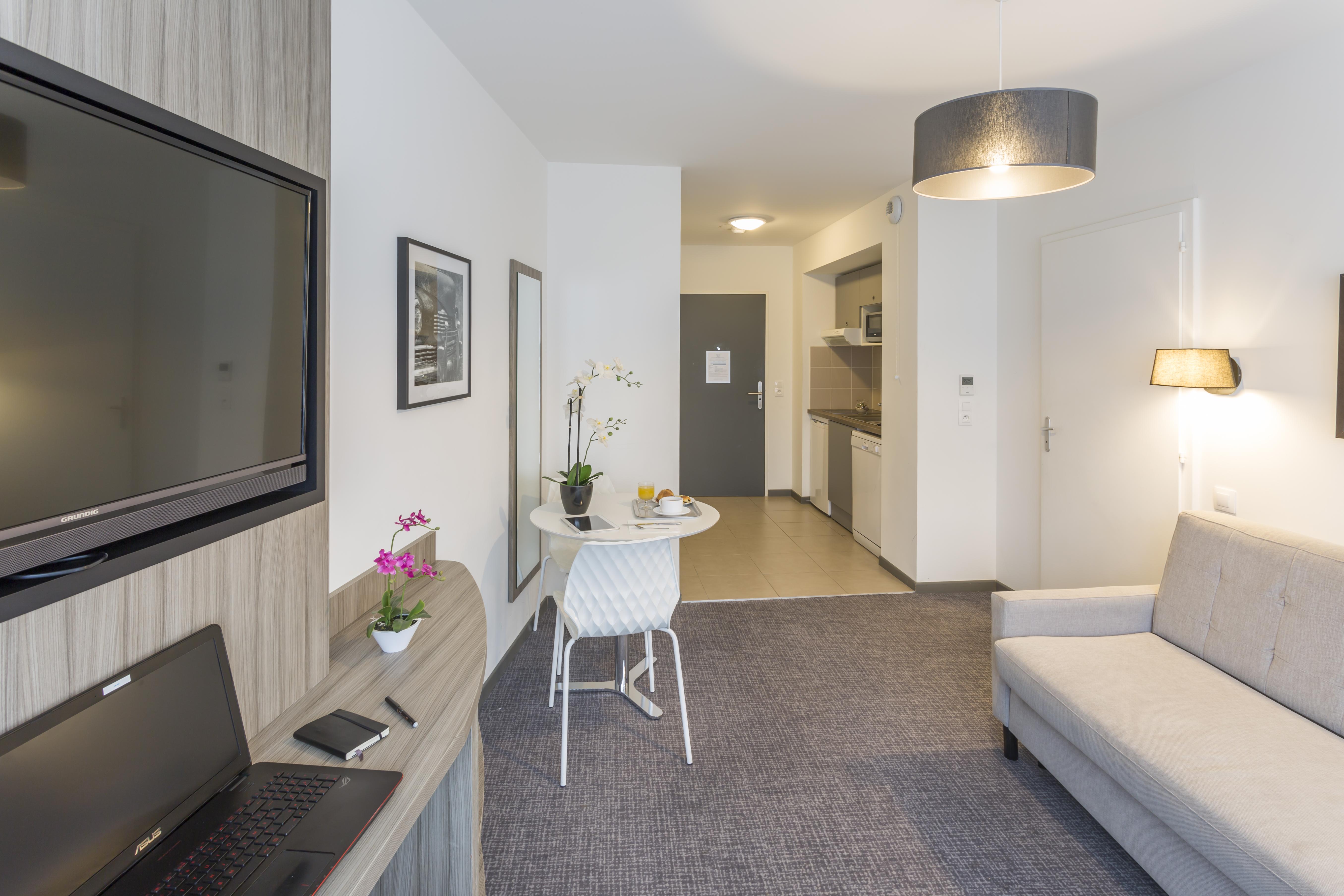 Nemea Appart Hotel Elypseo Strasbourg Port מראה חיצוני תמונה